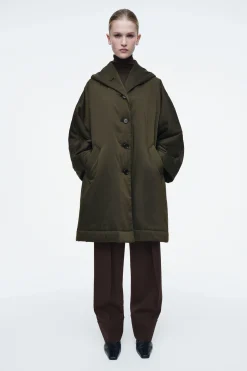 ABRIGO ACOLCHADO OVERSIZE CON CUELLO ESMOQUIN*COS Fashion