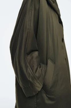 ABRIGO ACOLCHADO OVERSIZE CON CUELLO ESMOQUIN*COS Fashion