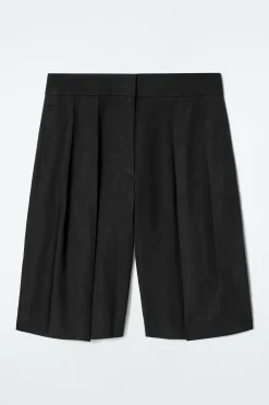 BERMUDAS DE LINO CON PINZAS*COS Hot