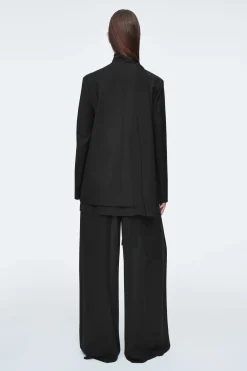 BLAZER DE LANA CON DETALLE DE BUFANDA*COS Outlet
