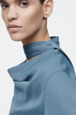BLUSA CON DETALLE DE PAÑUELO DRAPEADA*COS Discount