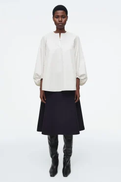 BLUSA CON MANGAS ABULLONADAS*COS Discount