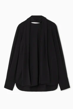 BLUSA CON PAÑUELO Y DETALLE DE CAPA*COS Sale