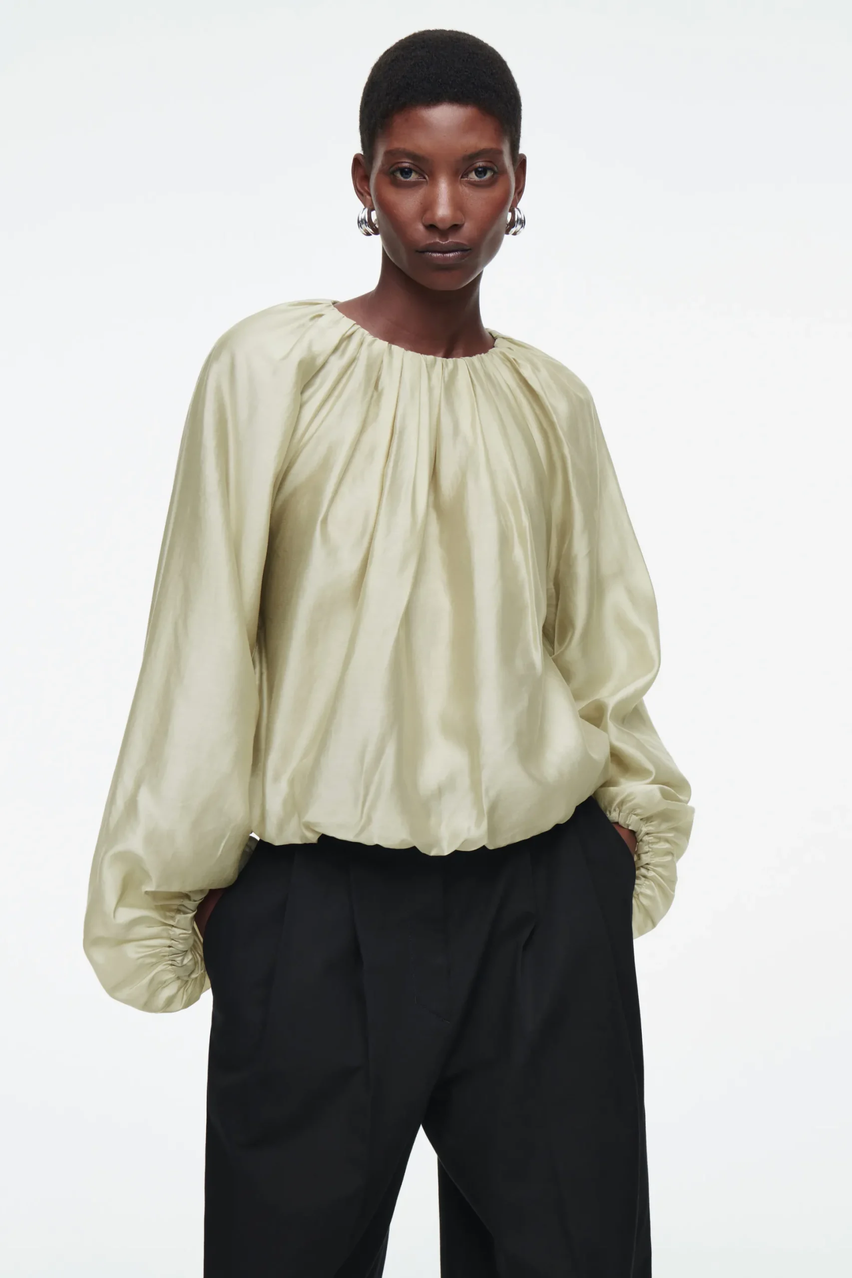 BLUSA ESTILO PARACAÍDAS*COS New