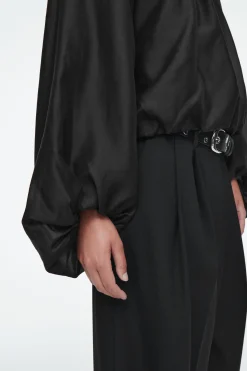 BLUSA ESTILO PARACAÍDAS*COS Clearance
