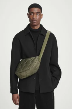 BOLSO BANDOLERA ACOLCHADO DE NAILON*COS Sale