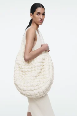 BOLSO BANDOLERA ACOLCHADO OVERSIZE*COS Hot