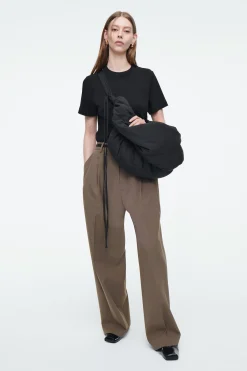BOLSO BANDOLERA CANOPY OVERSIZE - NAILON*COS Online