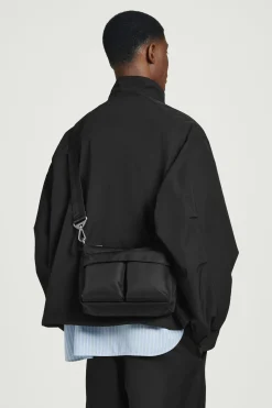 BOLSO BANDOLERA REPELENTE AL AGUA - NAILON*COS Online