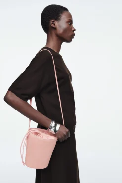 BOLSO BUCKET MINI - PELO DE PONI*COS Outlet