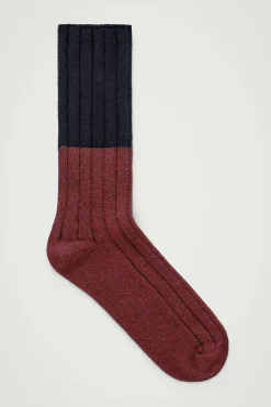 CALCETINES DE CANALÉ CON BLOQUES DE COLOR*COS Sale