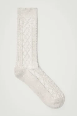 CALCETINES DE ROMBOS EN PUNTO TRENZADO*COS Outlet