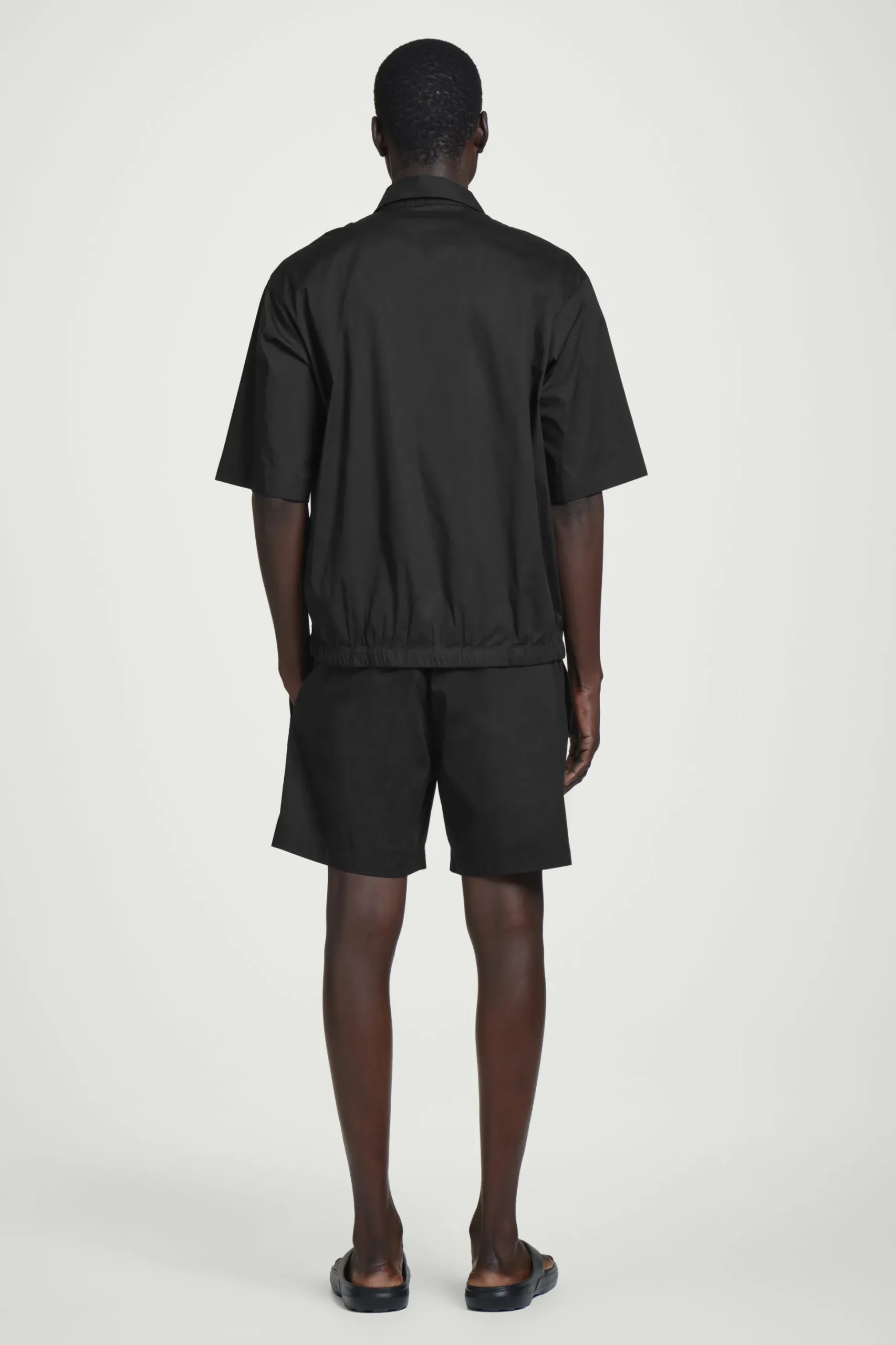 CAMISA CERRADA DE MANGA CORTA DE ALGODÓN*COS Sale
