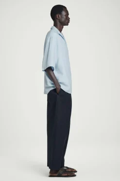 CAMISA DE LINO CON CUELLO ABIERTO*COS Clearance