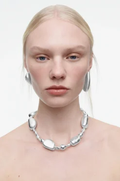 COLLAR CON ADORNOS IRREGULARES*COS Best