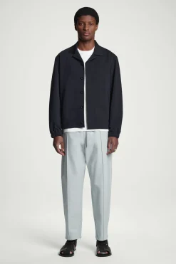 JOGGERS TAPERED FIT CON PINZAS*COS Hot