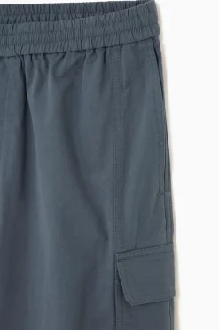 PANTALÓN CARGO PARACAÍDAS DE PERNERA ANCHA*COS Clearance