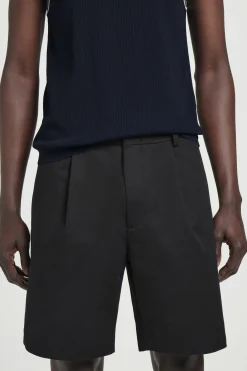 PANTALÓN CHINO CORTO*COS Outlet