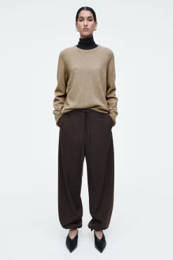 PANTALONES DE SARGA BARREL FIT CON CORDÓN*COS Fashion