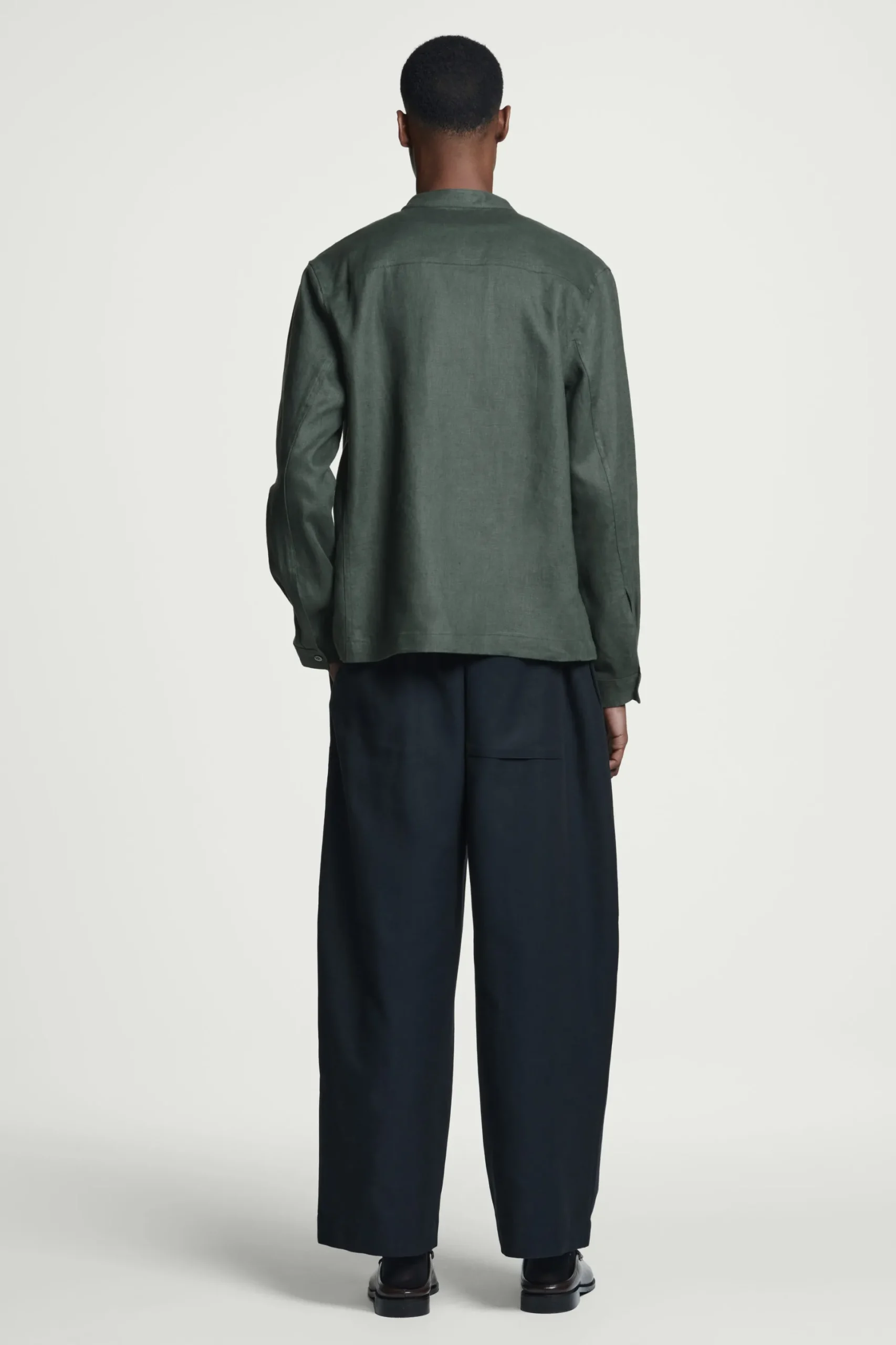 SOBRECAMISA DE LINO CON CUELLO MAO*COS Online