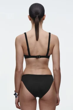 TOP DE BIKINI ESTILO TRIÁNGULO*COS Online