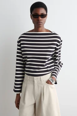 TOP DE RAYAS CON ESCOTE BARCO*COS Hot