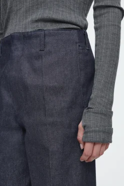 VAQUEROS DE DENIM SIN TRATAR CON PERNERA ANCHA*COS Fashion