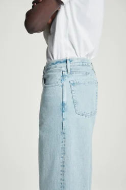VAQUEROS DOME DE PERNERAS RECTAS*COS Fashion