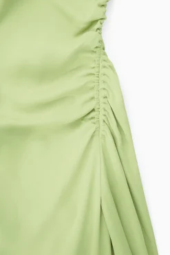 VESTIDO CORTO ASIMÉTRICO FRUNCIDO DE SATÉN*COS Online
