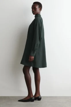 VESTIDO CORTO CON MANGAS DE MURCIÉLAGO*COS Online