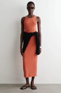 VESTIDO DE TUBO DE CANALÉ*COS Online