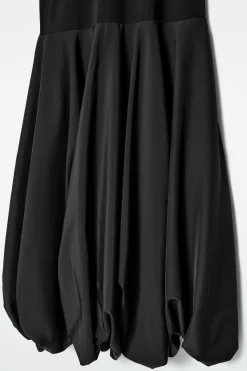 VESTIDO MIDI CON DOBLADILLO ESTILO GLOBO*COS Outlet