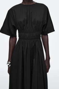 VESTIDO MIDI FRUNCIDO CON ESPALDA DESCUBIERTA*COS Best