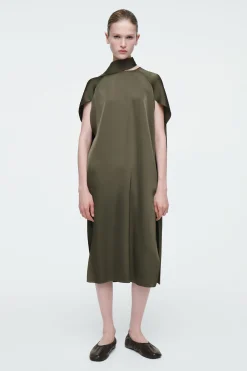 VESTIDO RECTO CON PAÑUELO*COS Hot