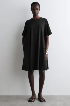 VESTIDO-CAMISETA CORTO ACAMPANADO*COS Sale