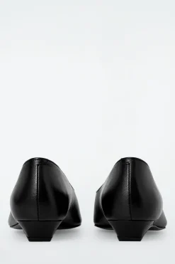 ZAPATOS DE TACÓN BAJO DE PIEL DE PUNTA FINA*COS Sale