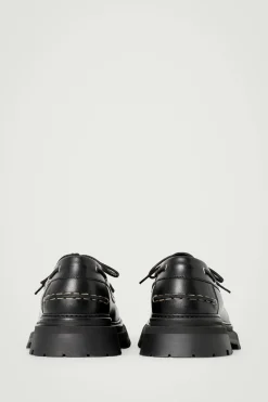 ZAPATOS NÁUTI DE PIEL CON SUELA GRUESA*COS New